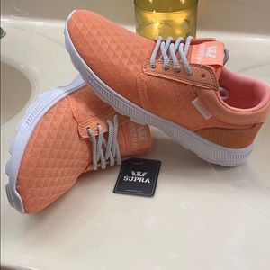 Brand new never worn Supra sneakers